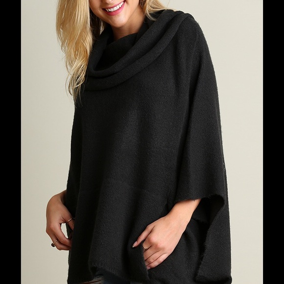 New Arrival~ Comfy Chic Sweater Poncho🍃 - Picture 3 of 4