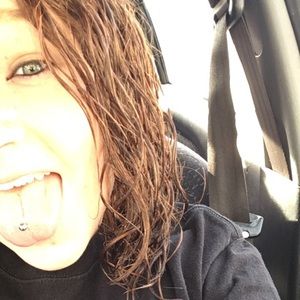 Meet your Posher, Dolly