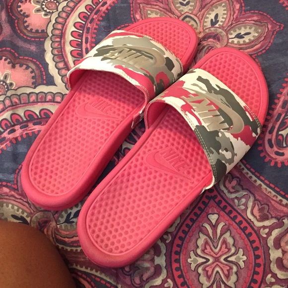 Camo Nike slides