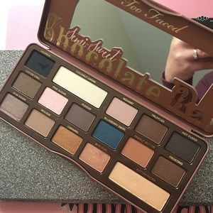Too Faced Semi-Sweet Chocolate Bar Eyeshadow