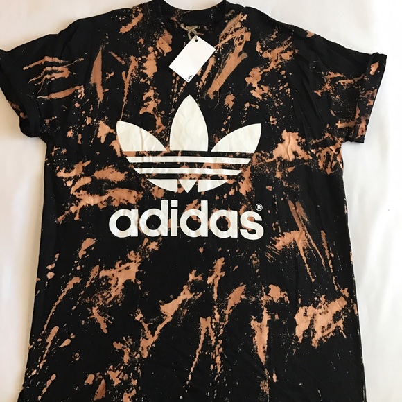 Custom tye dye graphic t shirt