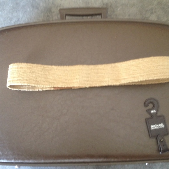 Michael Kors Belt - Picture 3 of 4