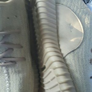 Yeezy size 13-14