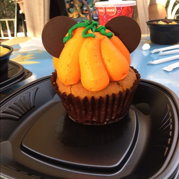 Meet your Posher, Lexi