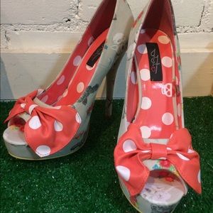 Iron Fist Lamby Heels size 6/37