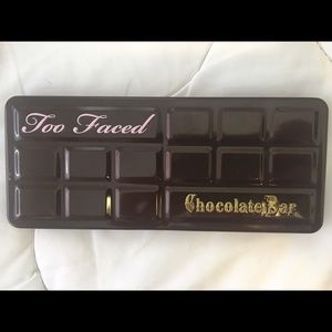 AUTHENTIC TOO FACED CHOCOLATE BAR PALETTE!Like new