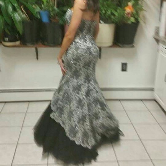 Tiffany by Design gala gown size 6 xs Prom Gown Morticia  Adams family costume!