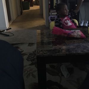 Meet your Posher, Debra