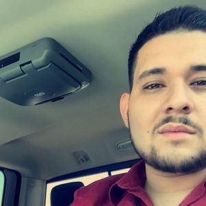 Meet your Posher, Carlos