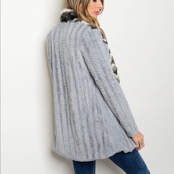 🚨LAST 1 🚨Faux Fur Black Gray cardigan jacket XL - Picture 3 of 4
