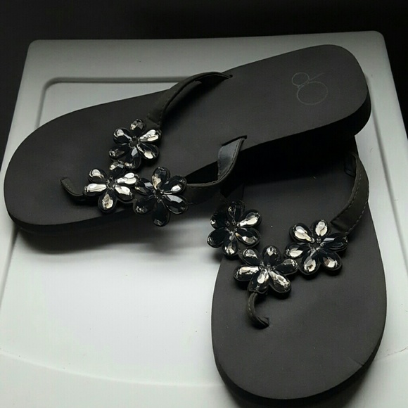 Daisy Rhinestone flip flops