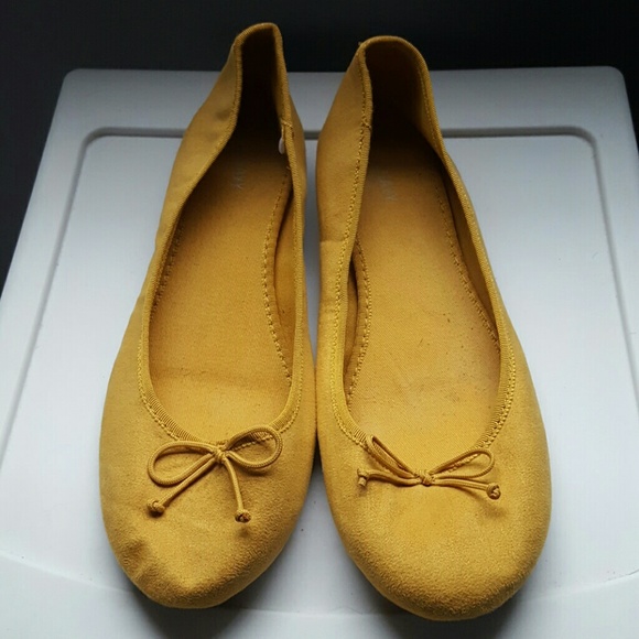 Suede flats