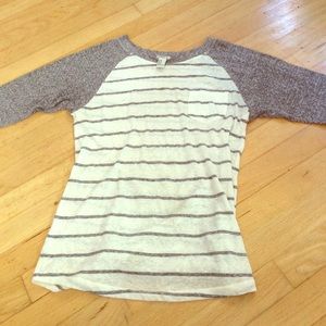 Forever 21 grey and white striped tee shirt