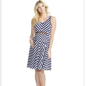 Jessica Simpson Maternity Dress