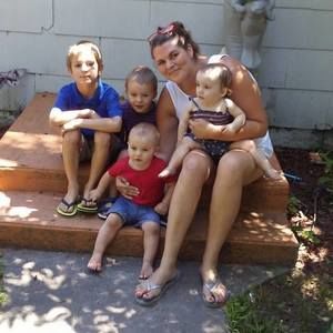 Meet your Posher, Ashley