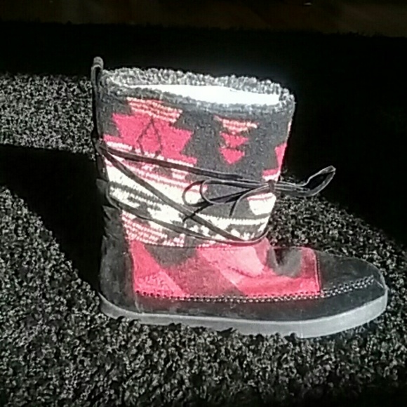 Black red and creamed colored tribal boots