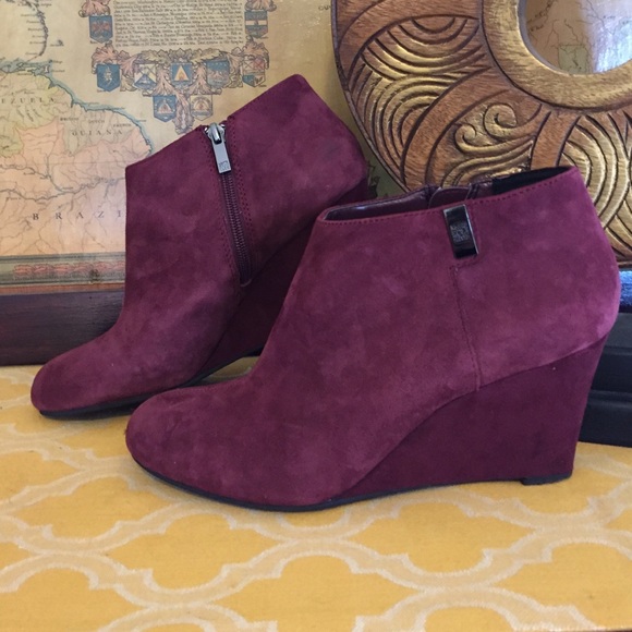 Anne Klein Trumble Plum Bootie 9M