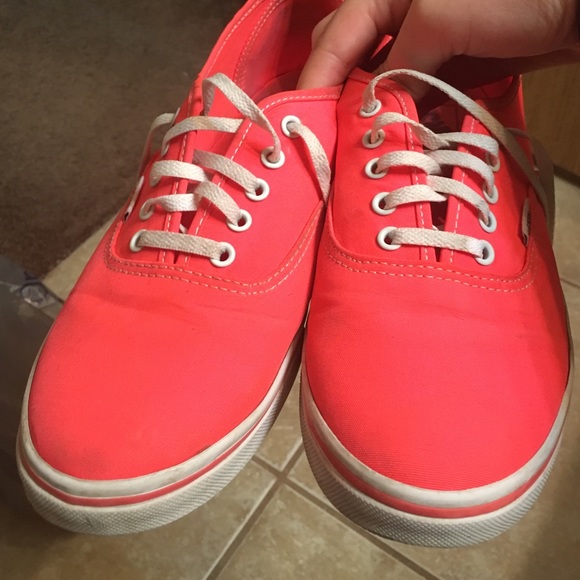 Bring neon pink vans!