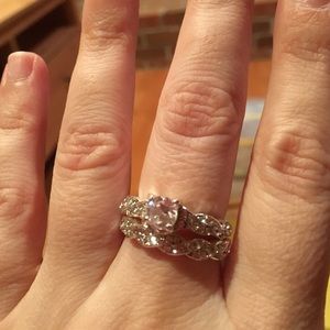 Silver Plated Rhinestone Wedding Rings.