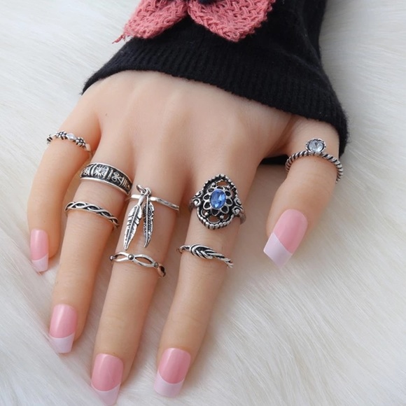 8 Piece Tribal Boho Vintage Leaf Midi Ring Set NWT - Picture 4 of 6