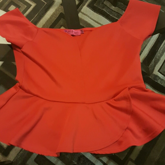 Red Boohoo Pleplum top