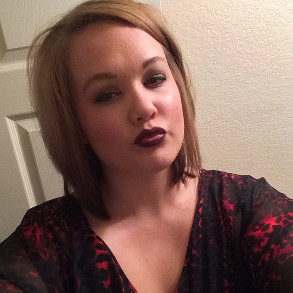 Meet your Posher, Makayla - Picture 1 of 1