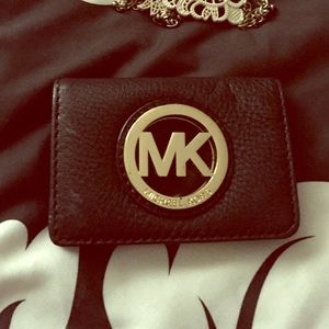 Michael Kors change wallet