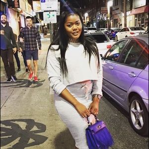 Meet your Posher, Mya