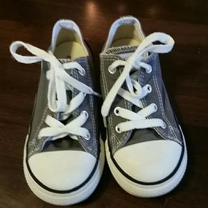 Converse size 10 Boys