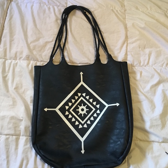 Mossimo black Aztec tote