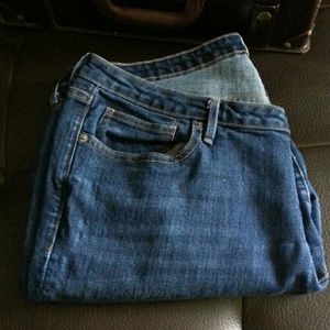 Old Navy Droit Fit Straight Leg Jeans