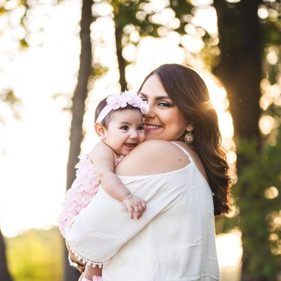 Meet your Posher, Gabriela - Picture 1 of 1