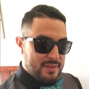 Meet your Posher, Jorge