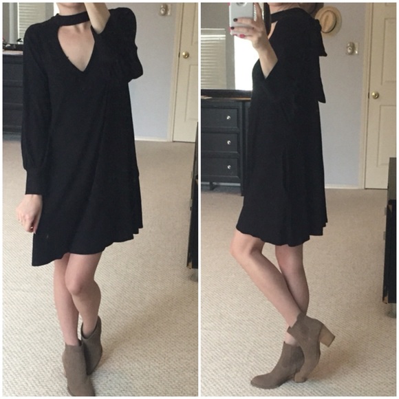 LAST ITEM▫️Black LS Choker Swing Dress w/ Pockets - Picture 3 of 4