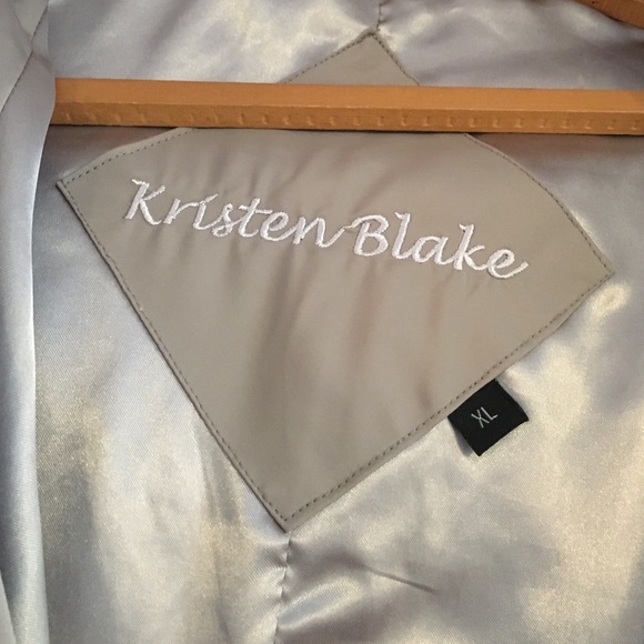 Grey puffer jacket size XL - Picture 2 of 4