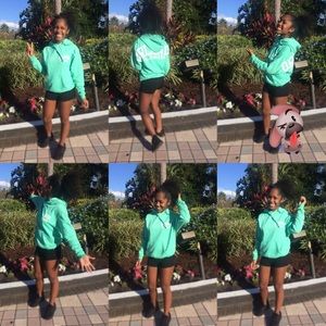 Meet your Posher, Talia