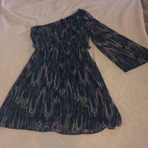 One sleeve dress