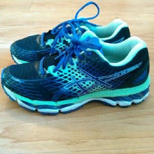 asics gel-nimbus 17 FluidRide Tennis shoes