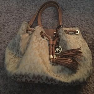 Authentic Micheal Kors Purse