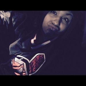 Meet your Posher, Jelinnet