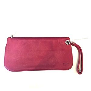 HOBO RED LEATHER WRISTLET