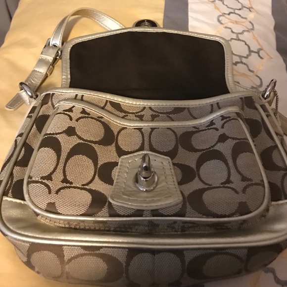 Gold and brown coach purse - Picture 3 of 4