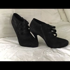 Jessica Simpson Black Booties