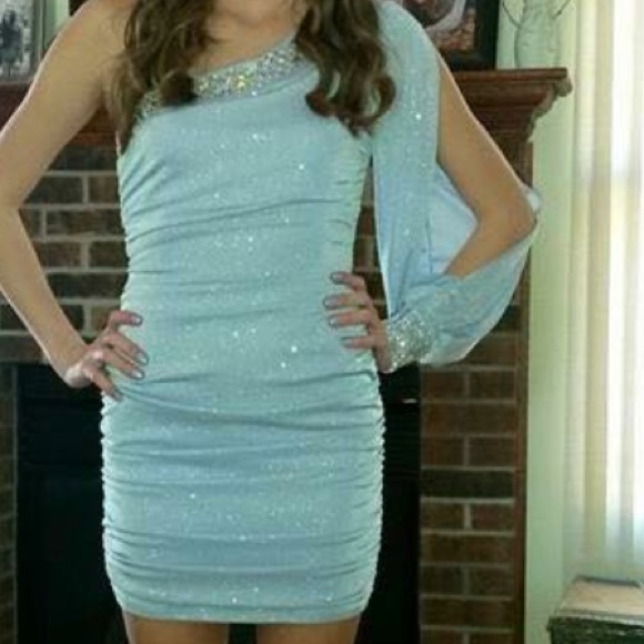 Cute homecoming dress! - Picture 1 of 1