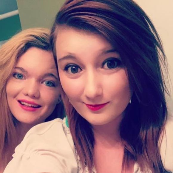 Meet your Posher, Caitlynn