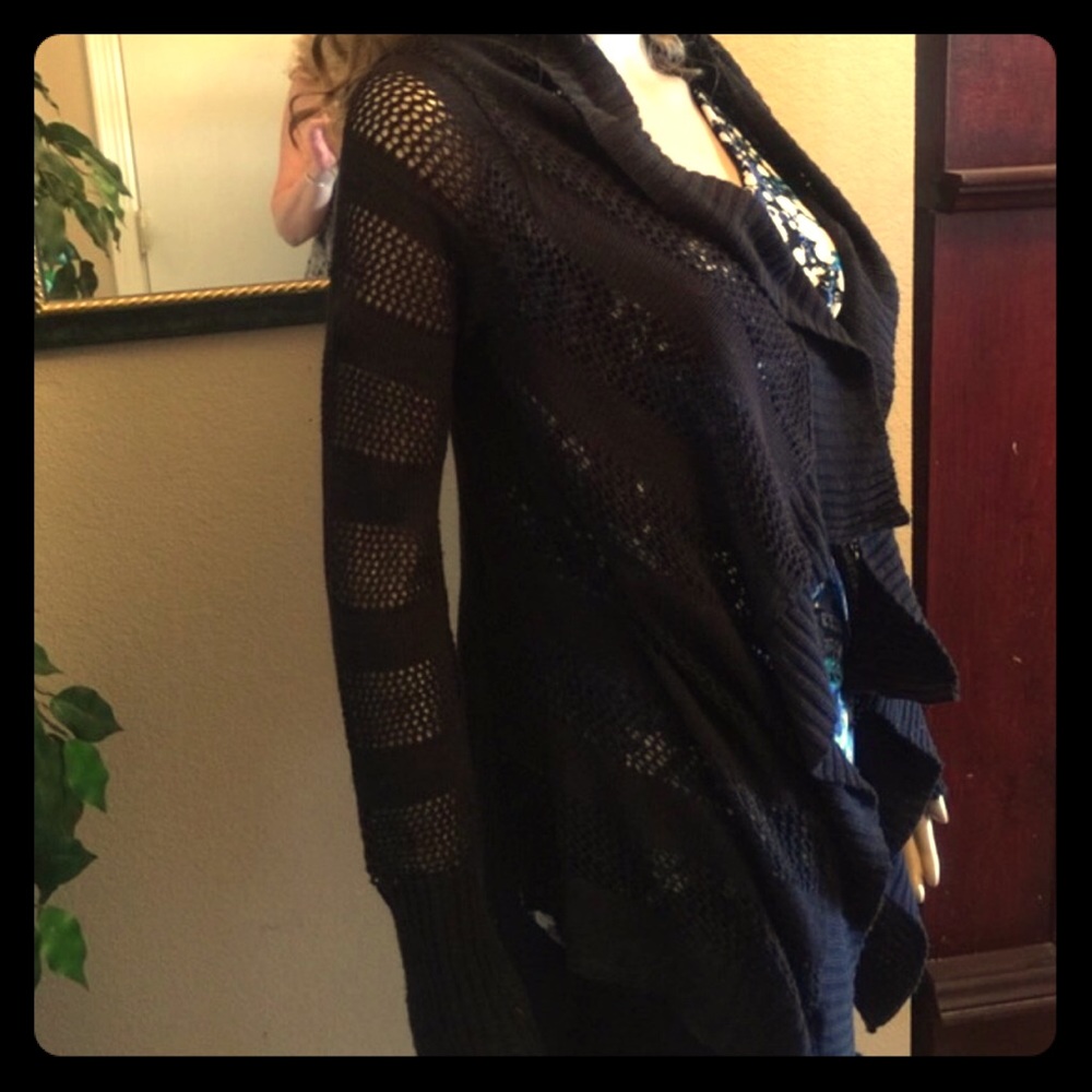 Black Derek Heart Lacey Sweater sz med