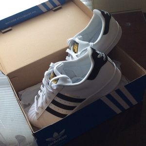Adidas Superstar