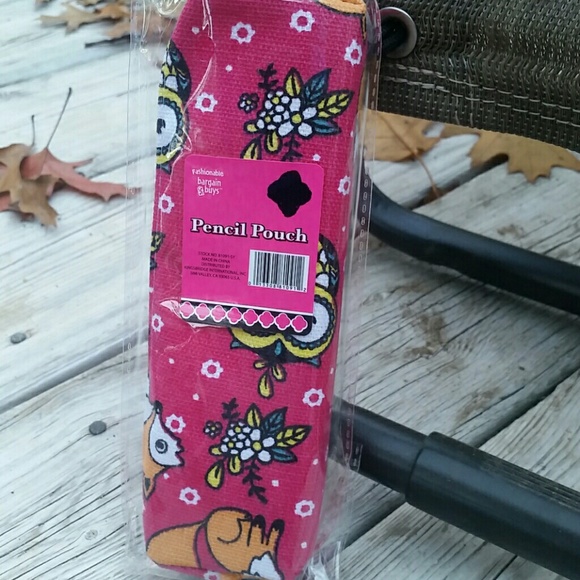 Pink Retro-Style Makeup/Pencil Pouch BNWT