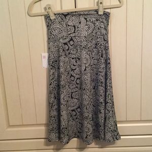 Lularoe azure skirt NWT sz xs