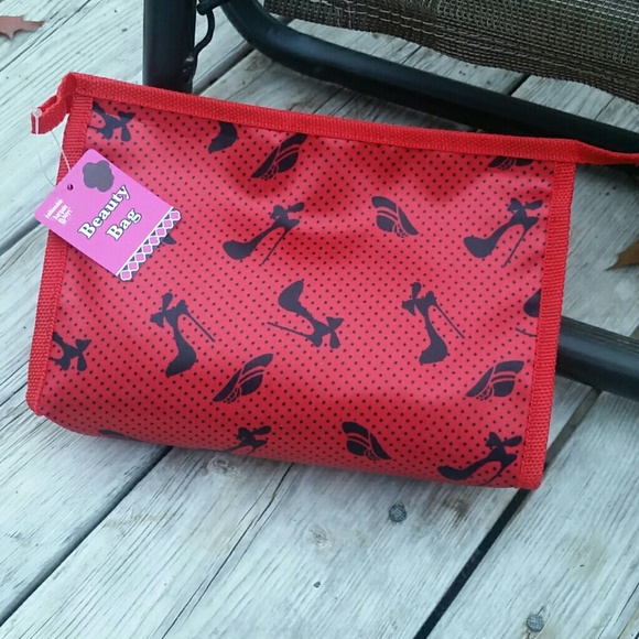 Stiletto Retro-Style large Red Beauty Bag BNWT